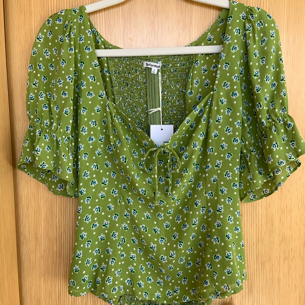 🌱Reformation Delevan Top in Arlo sz 2, NWT